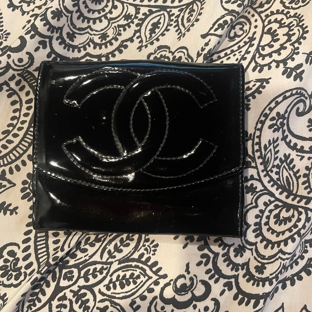 Chanel Vintage Black Patent Leather Wallet